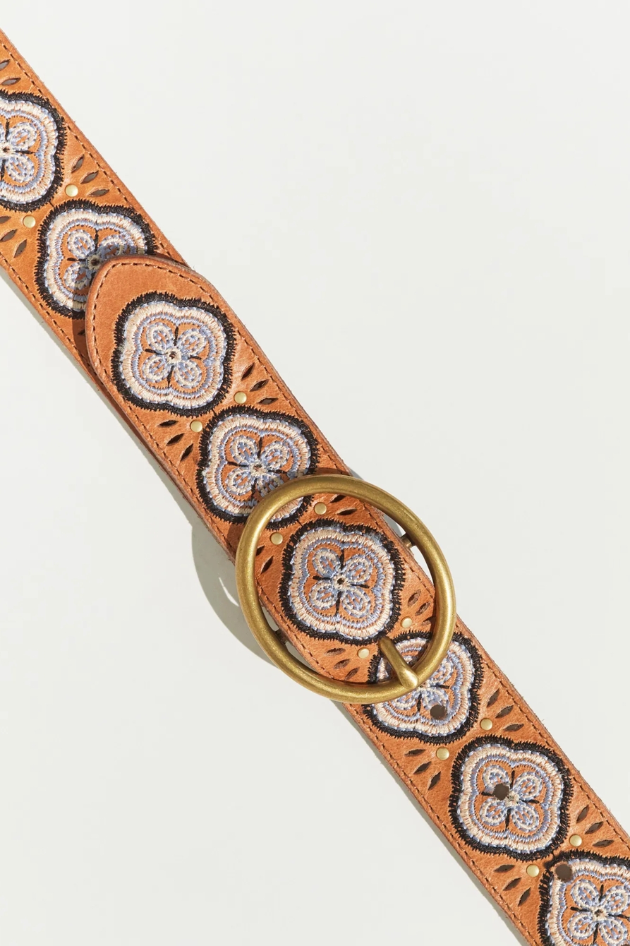 EMBROIDERED BLOOM STUD BELT, image 2