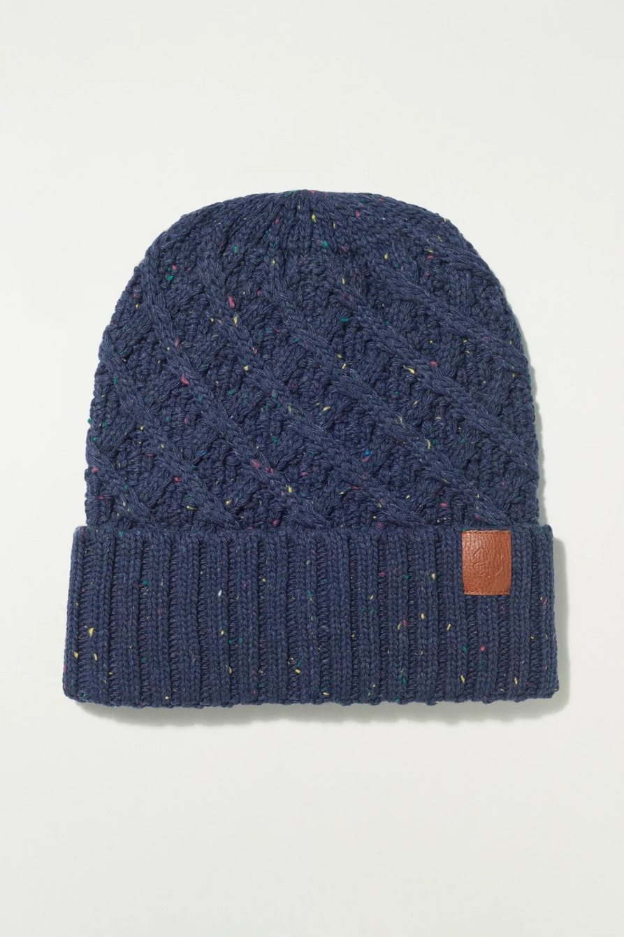 CABLE KNIT BEANIE, image 1