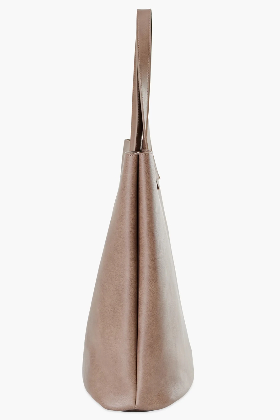 VEGAN LEATHER ATTACHED POCKET TOTE, image 3