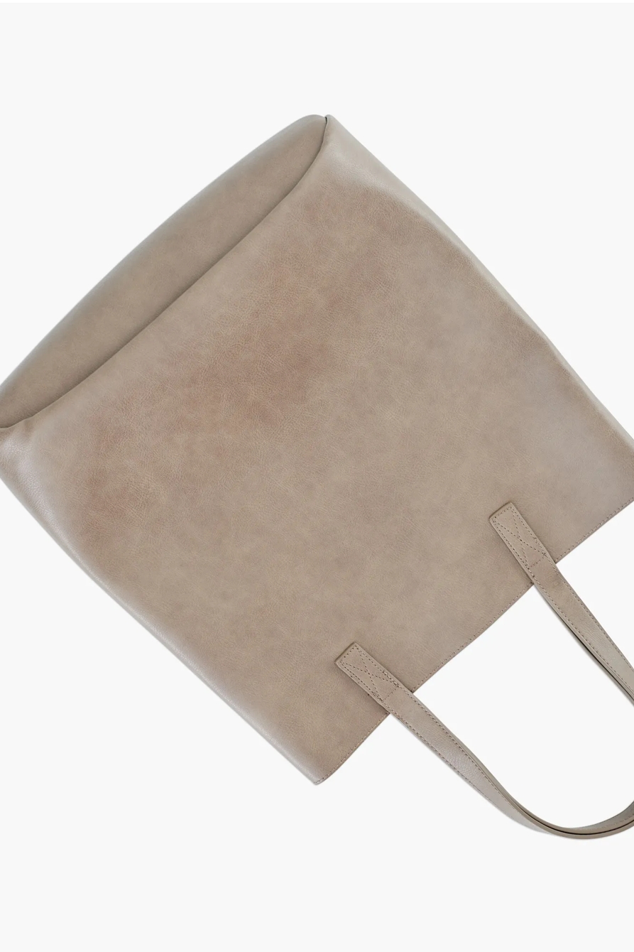 VEGAN LEATHER ATTACHED POCKET TOTE, image 4