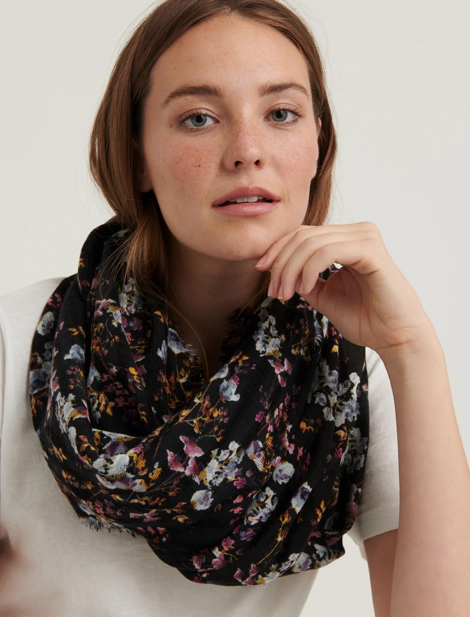 WILDFLOWER INFINITY LOOP SCARF, image 1