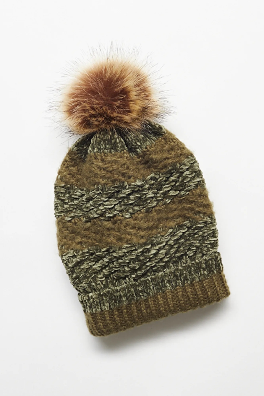 POM POM BEANIE, image 2