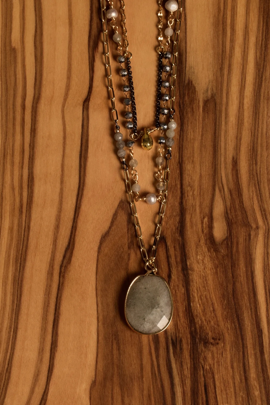LAYERED BEADED PENDANT NECKLACE, image 2