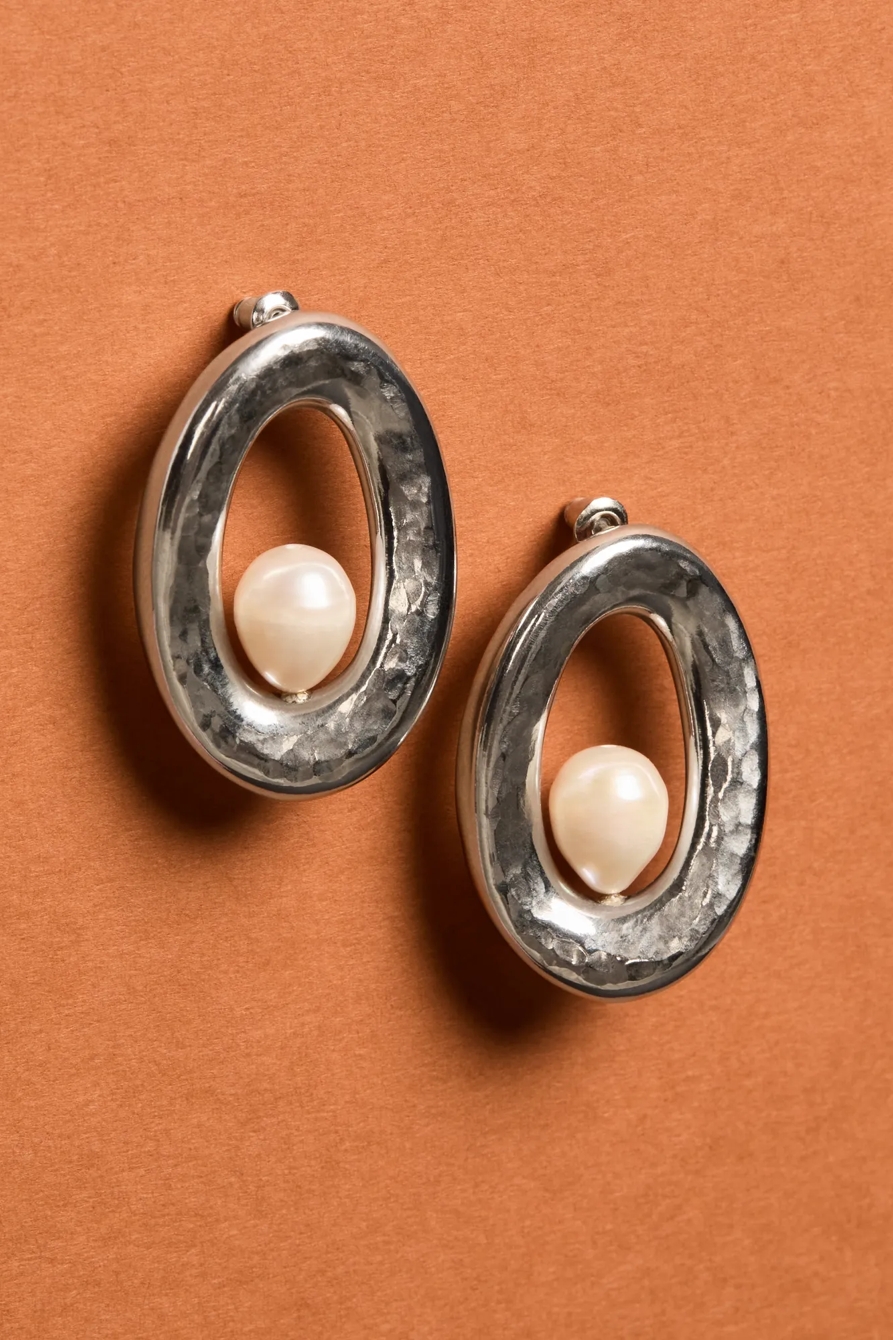 SILVER PEARL OVAL EARRING, image 2