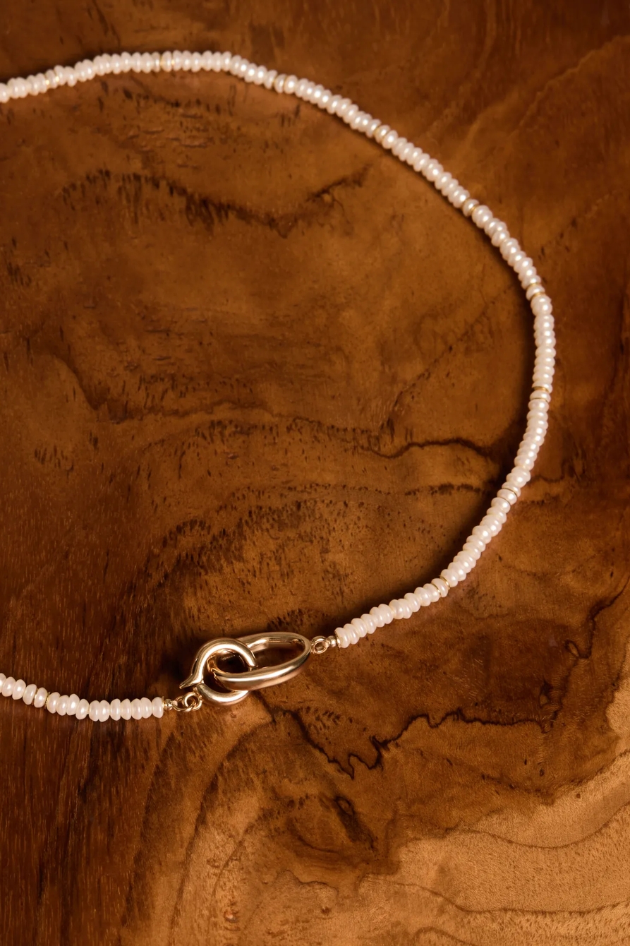 PEARL NECKLACE WITH CLASP PENDANT, image 2