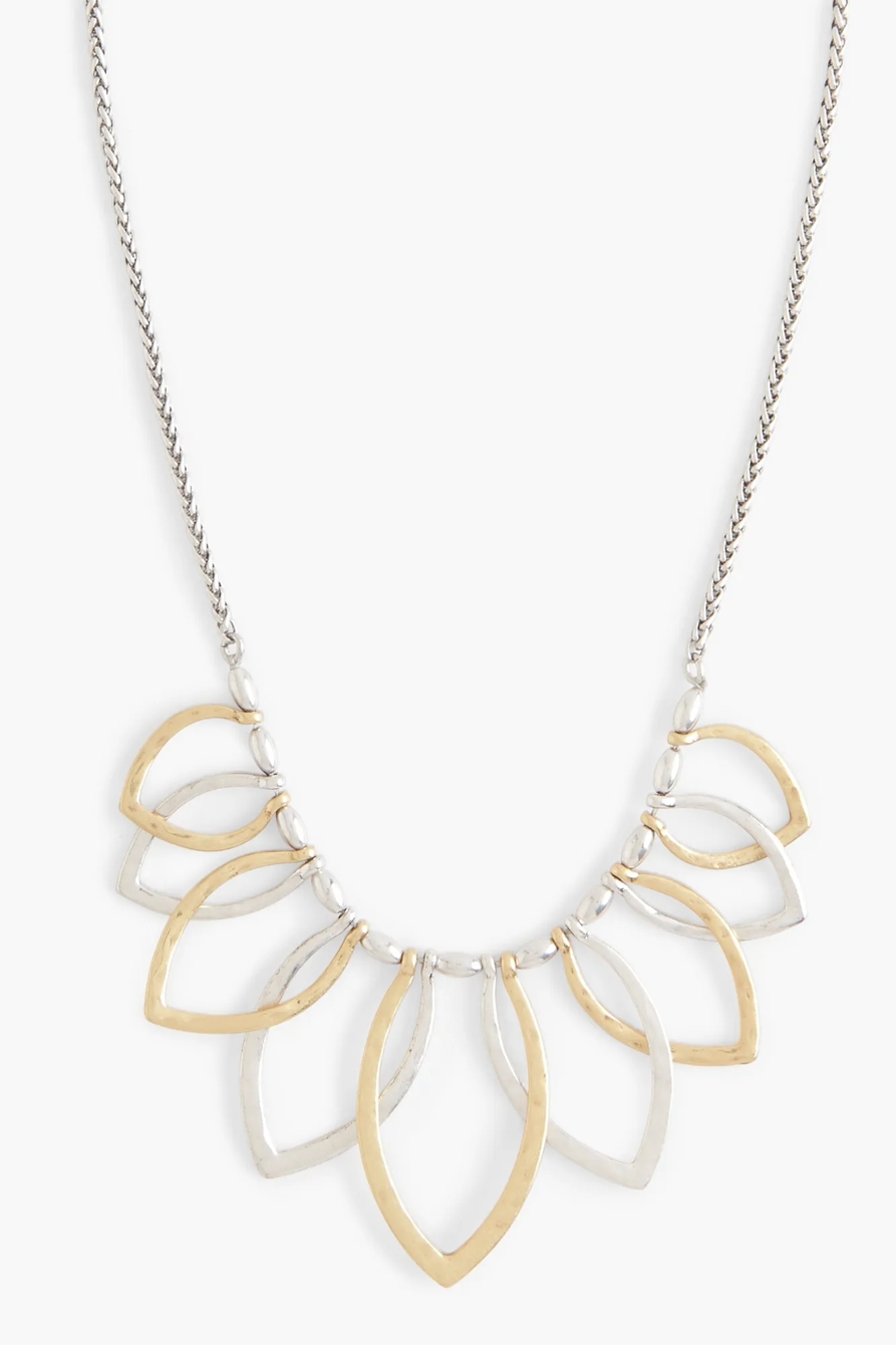 PETAL COLLAR NECKLACE, image 3