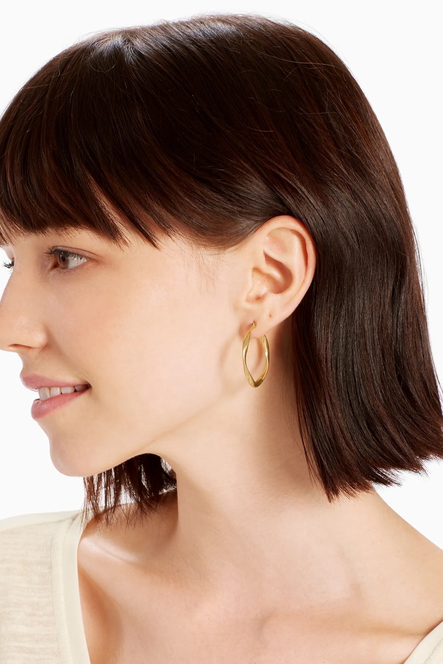 GOLD TWIST HOOP, image 2