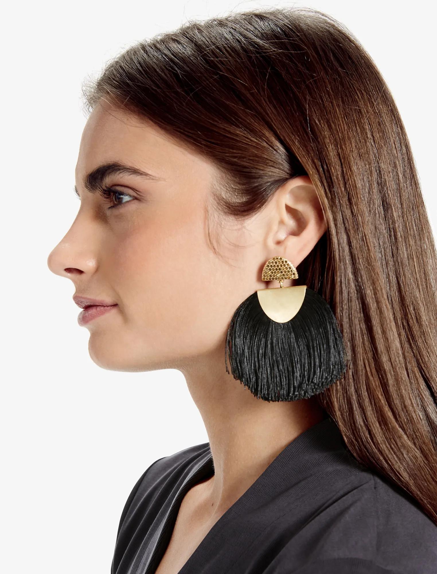 BLACK FRINGE EARRING, image 2