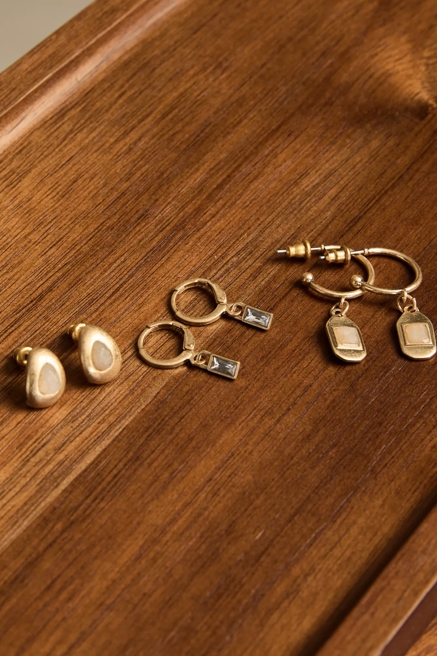 STONE CHARM HOOP AND STUD EARRING SET, image 1