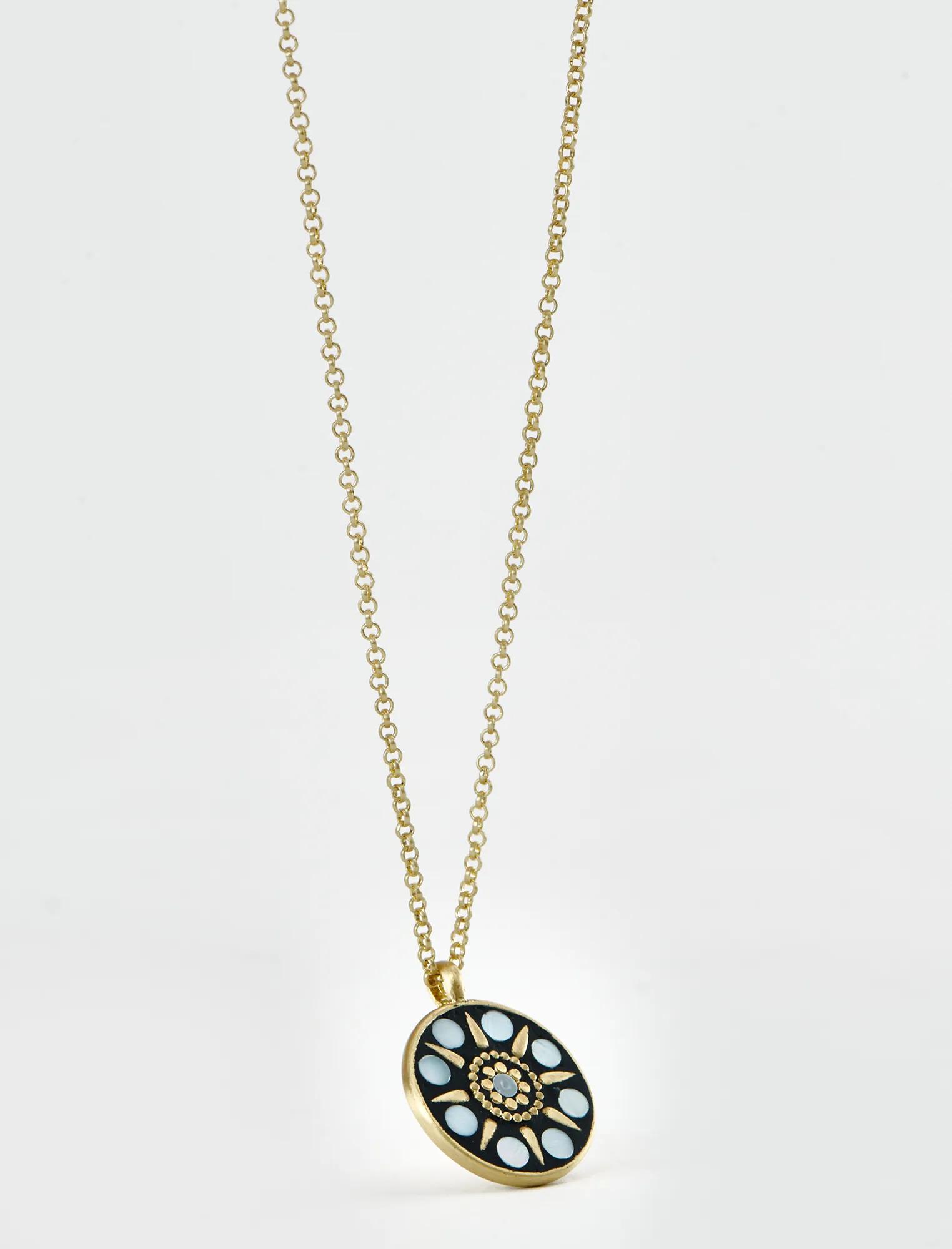 HAMMERED GOLD MOP PENDANT, image 2