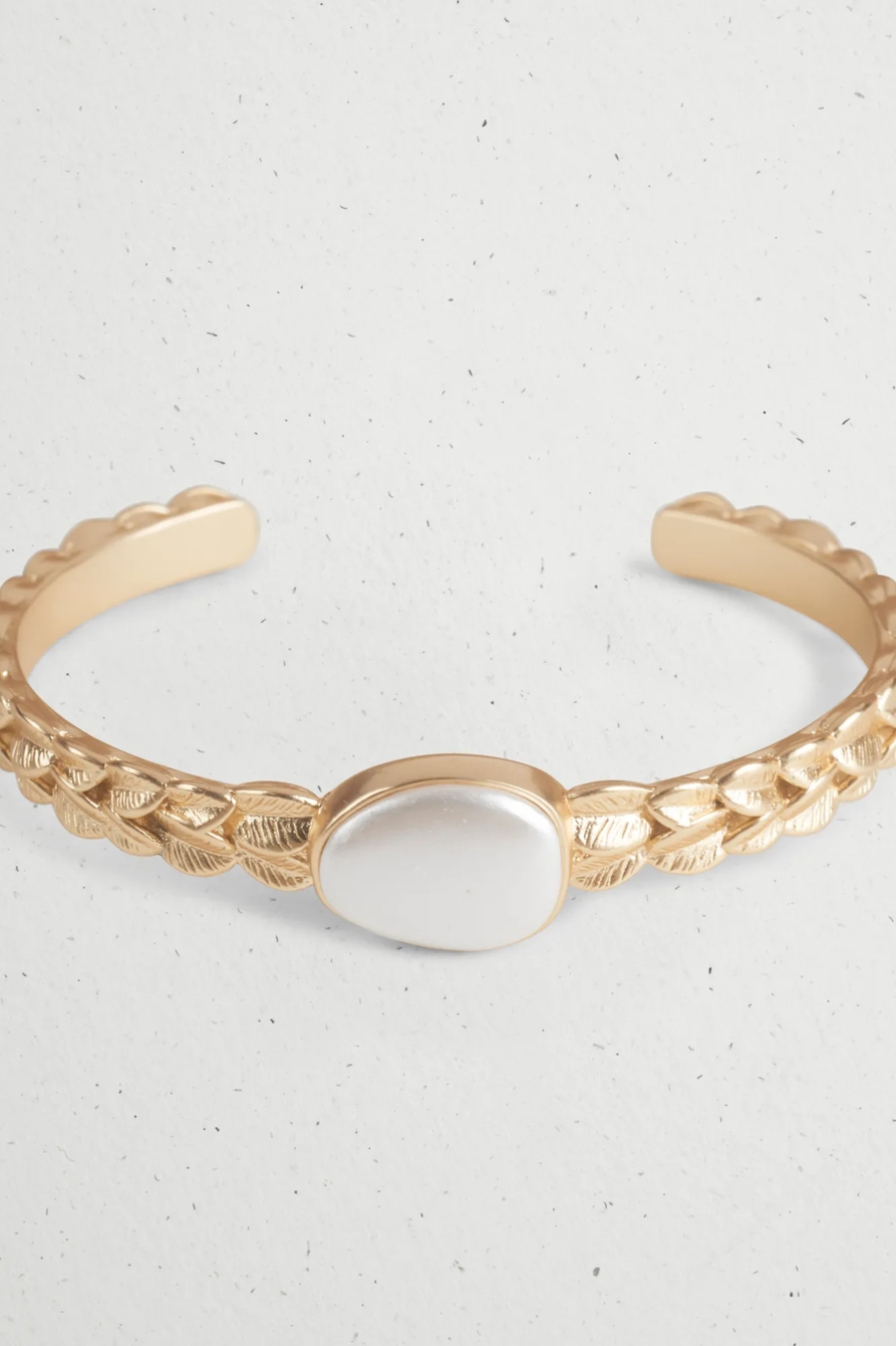 LEAFY DETAIL PEARL CUFF BRACELET, image 1