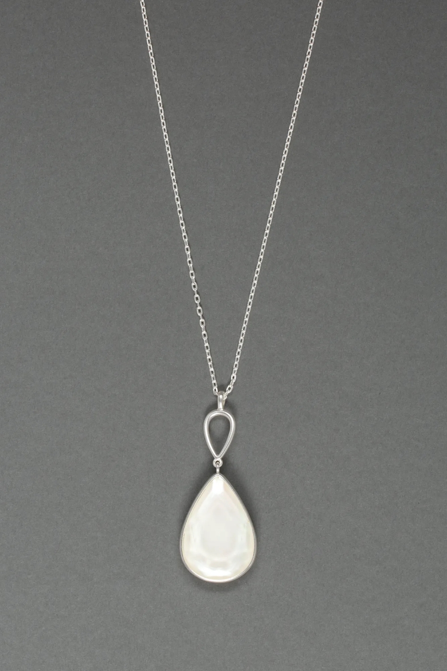 GREEN STONE REVERSIBLE PENDANT, image 3