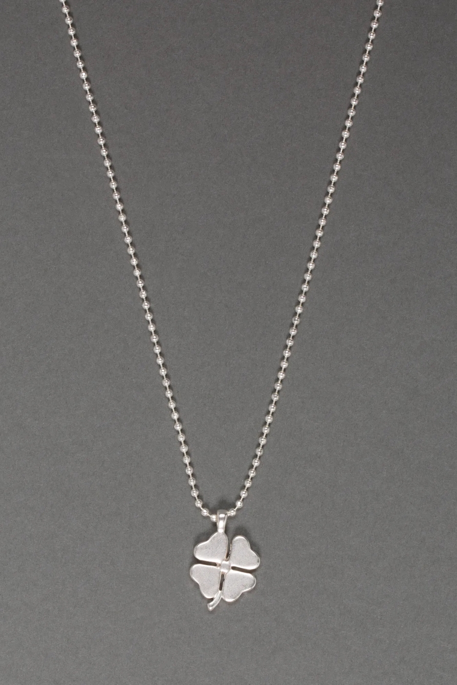 CLOVER PENDANT NECKLACE, image 2