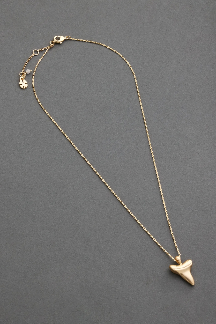 SHARK TOOTH PENDANT NECKLACE, image 1