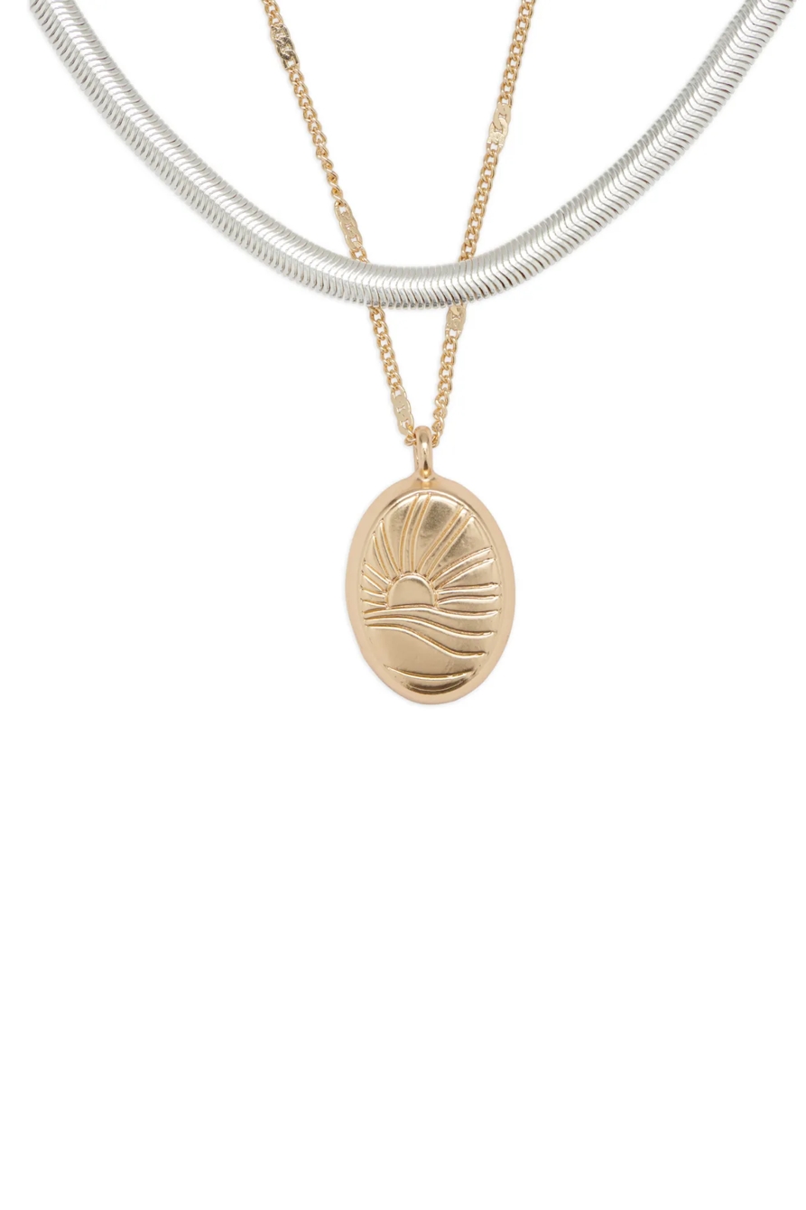 SUNSHINE ETCHED LOCKET LAYER NECKLACE, image 2