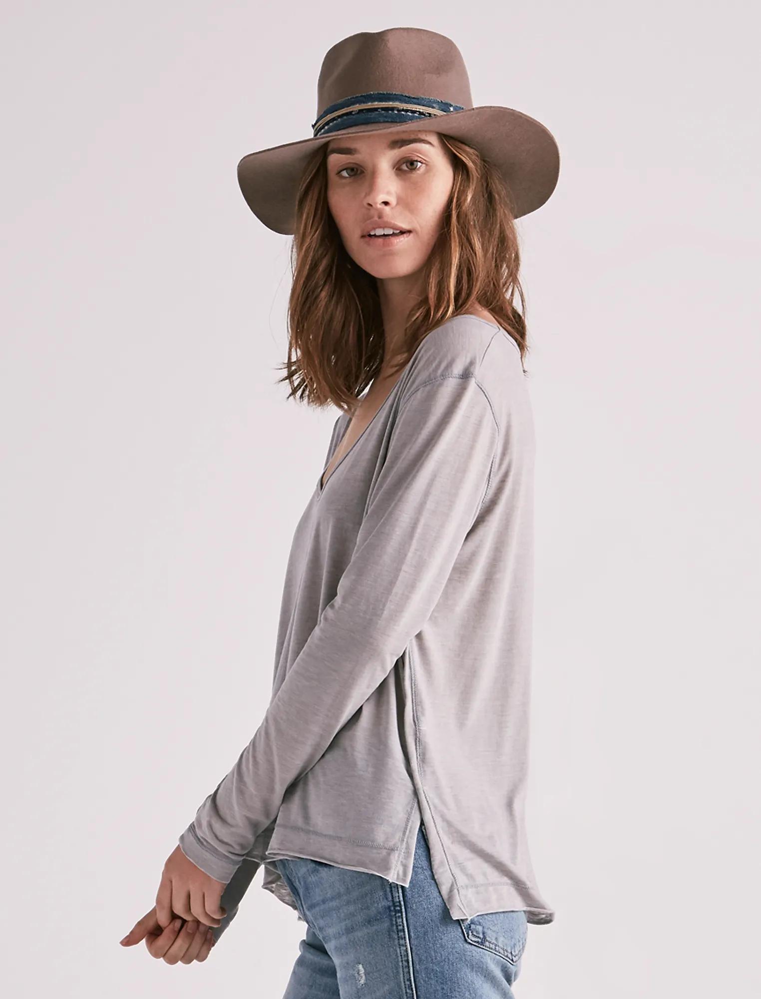 SOLID LONG SLEEVE TEE, image 1