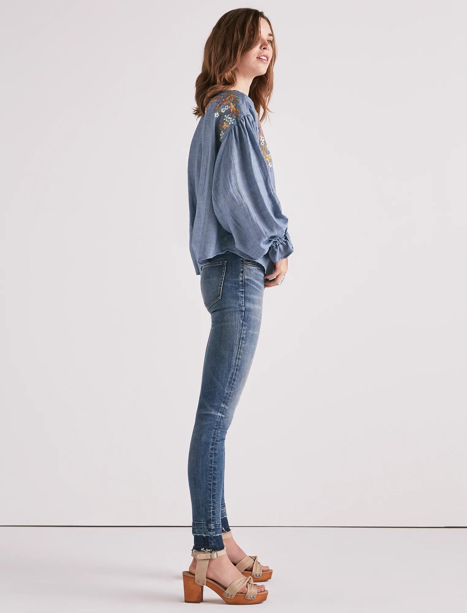 EMBROIDERED CHAMBRAY TOP, image 2