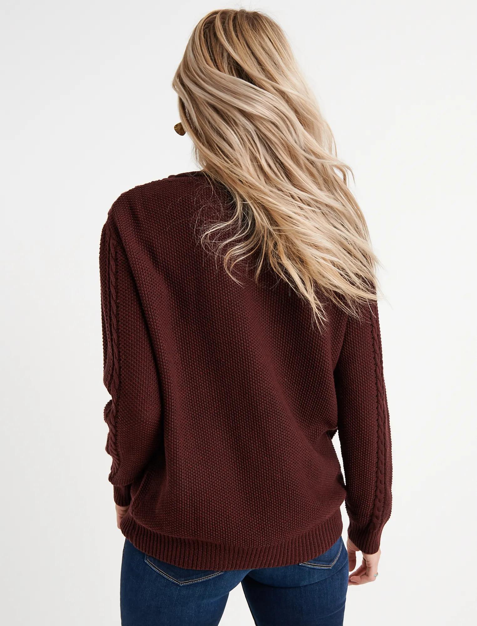 V CABLE KNIT SWEATER, image 3