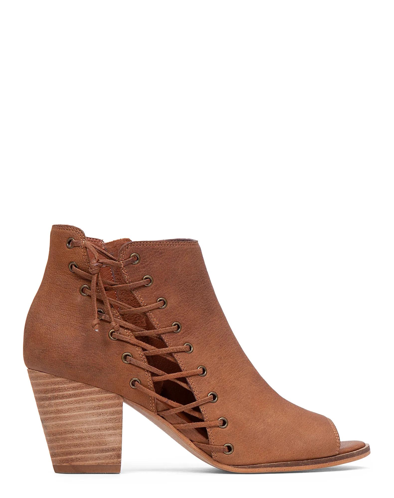 HARTLEE HEEL, image 2