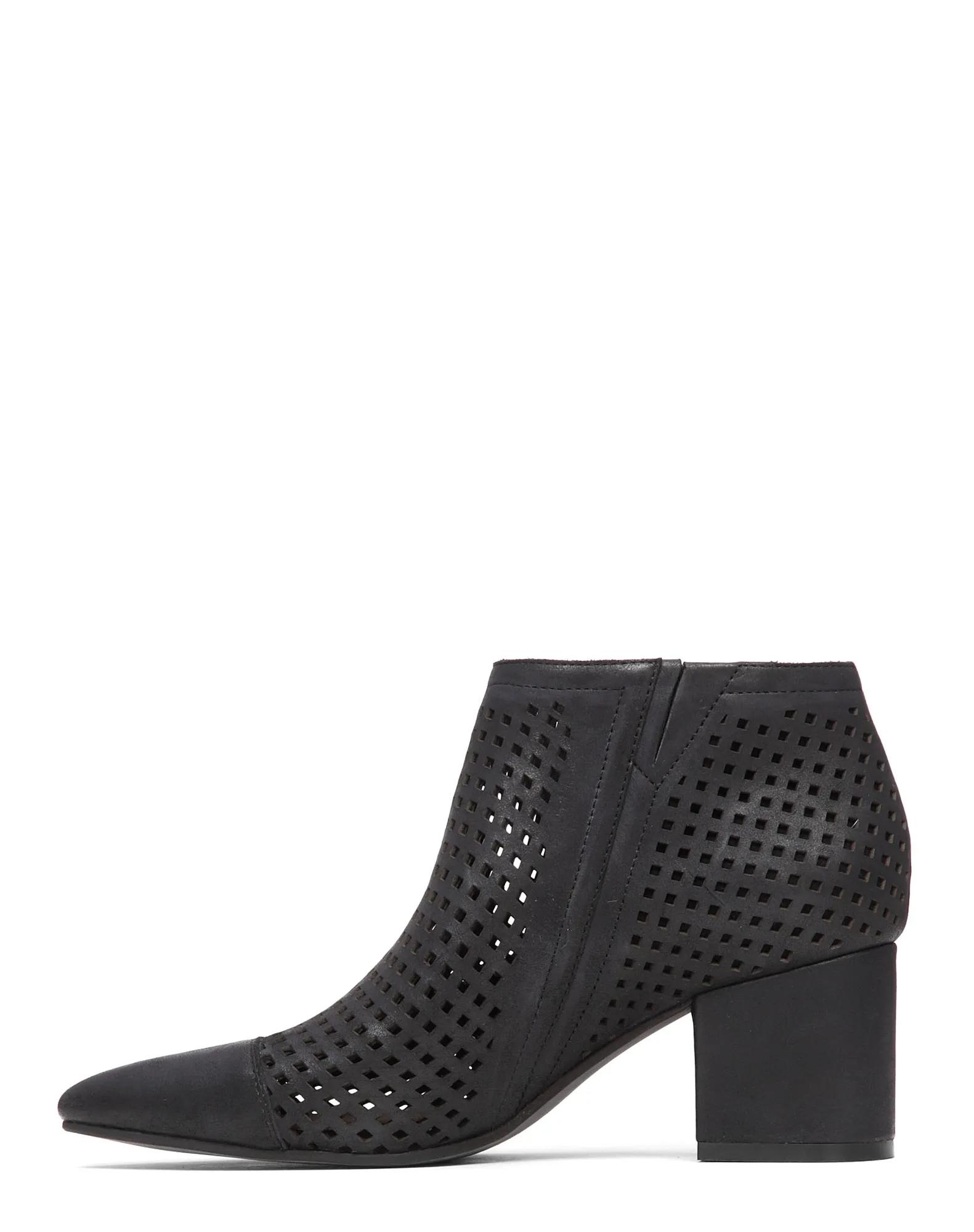 JAKELYN BOOTIE, image 3