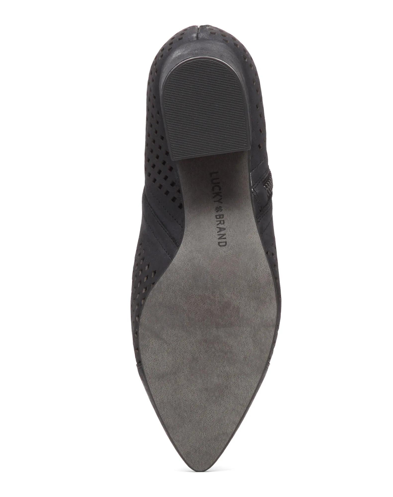 JAKELYN BOOTIE, image 6