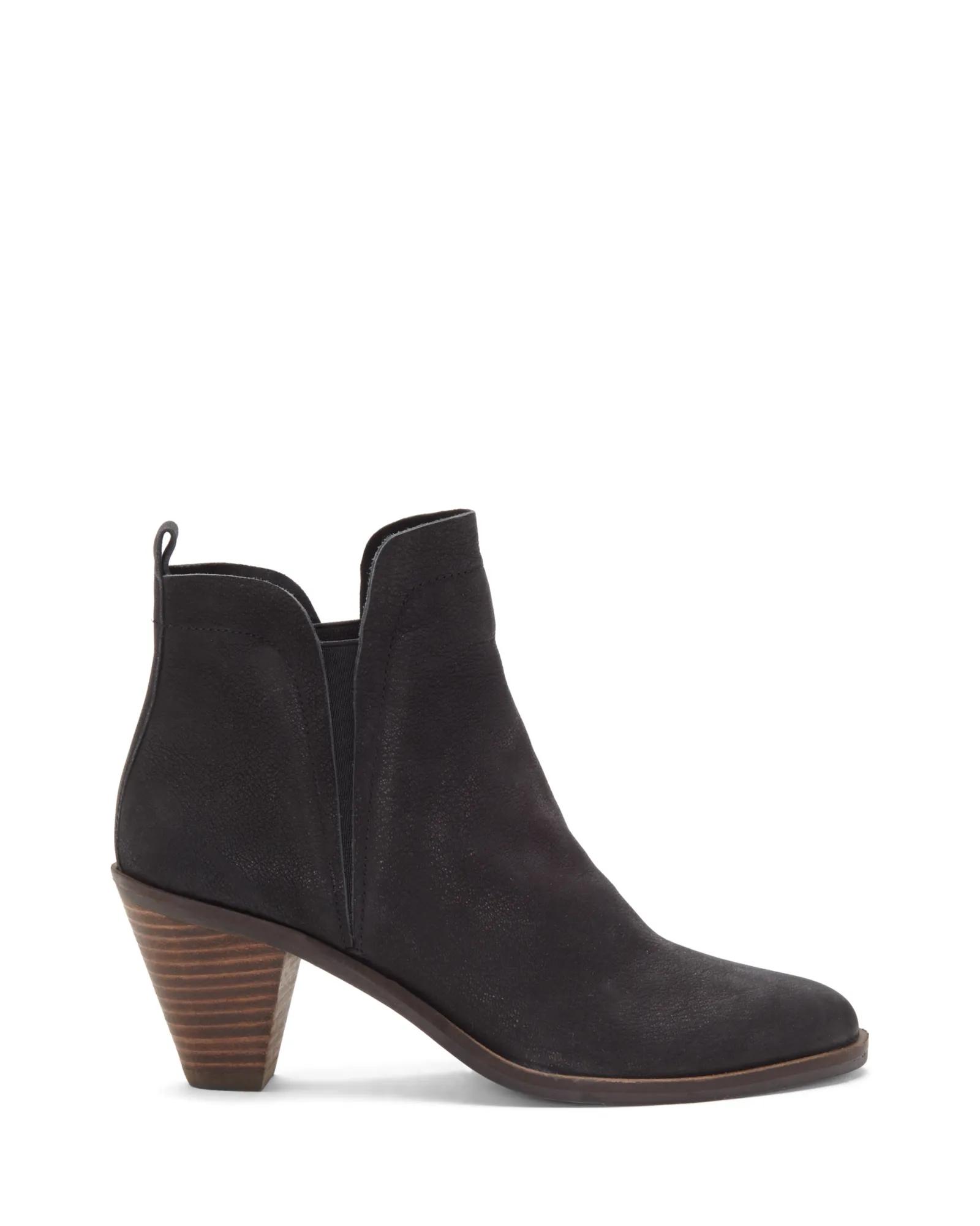 JANA BOOTIE, image 2