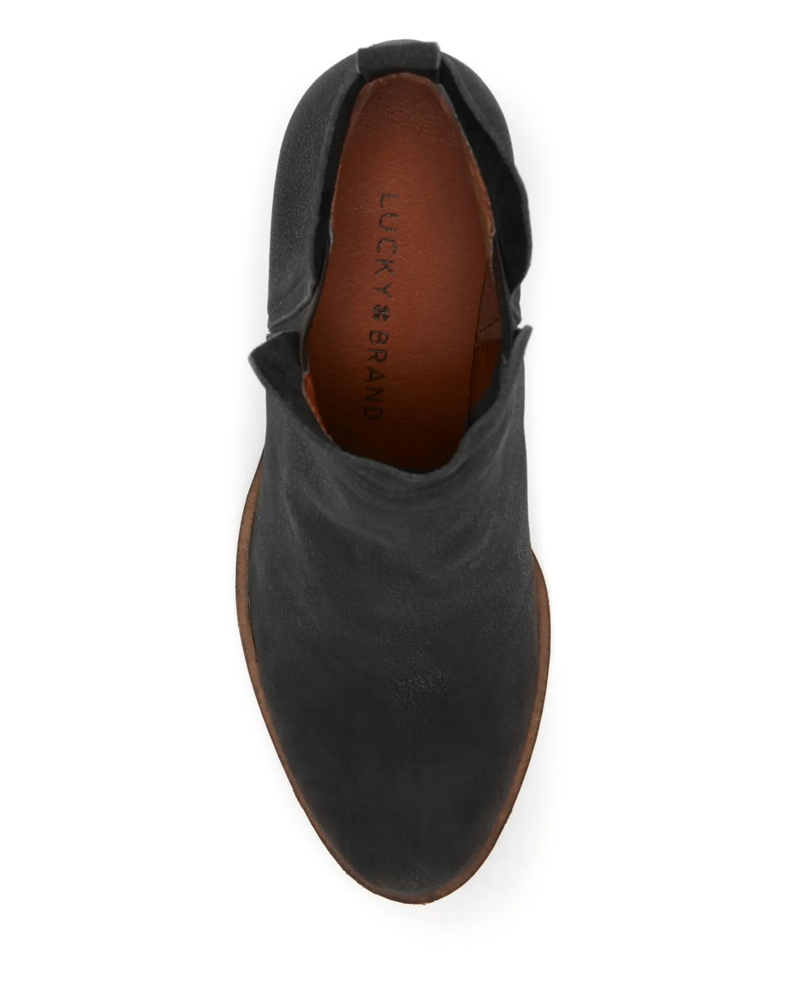 JANA BOOTIE, image 4