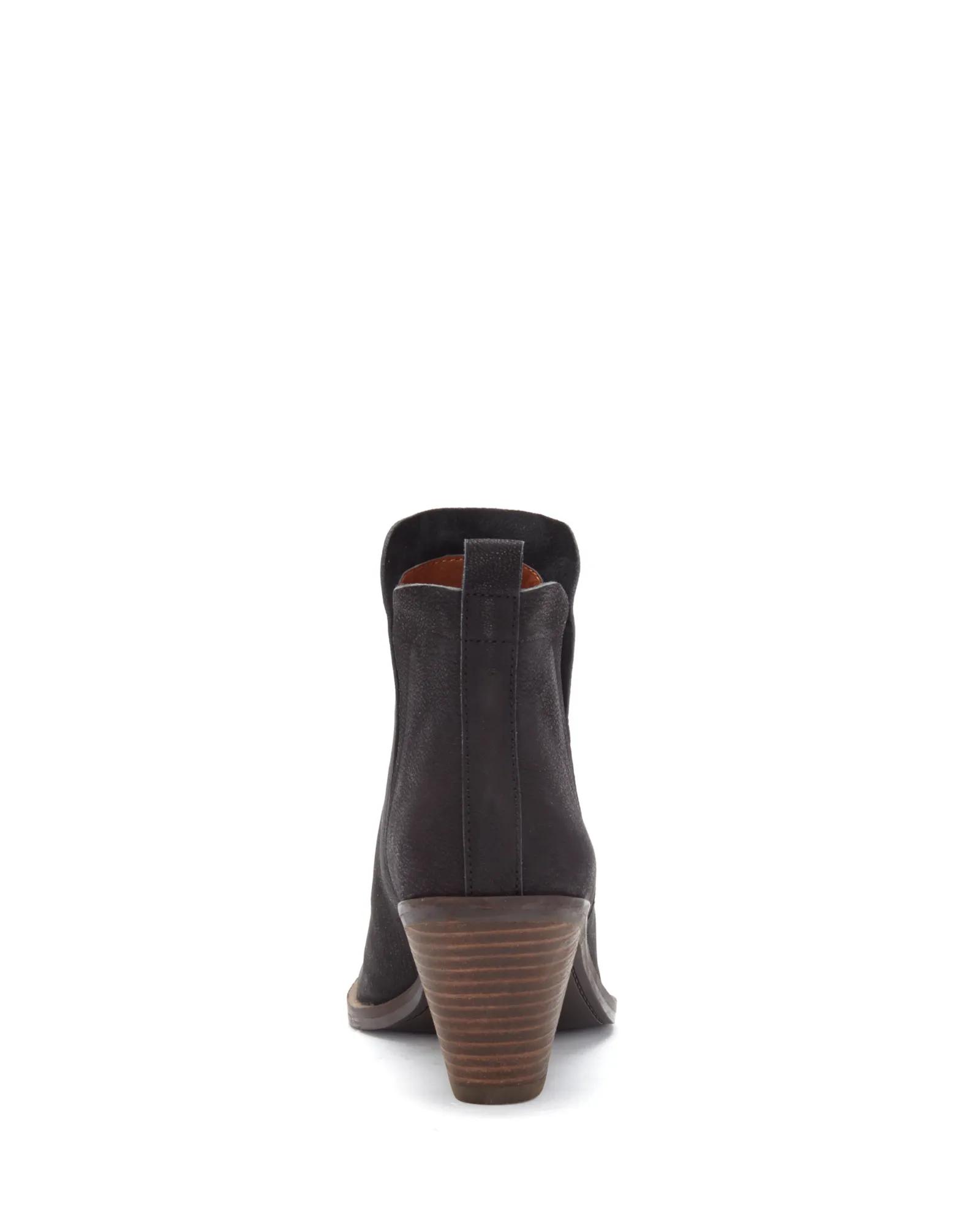 JANA BOOTIE, image 5