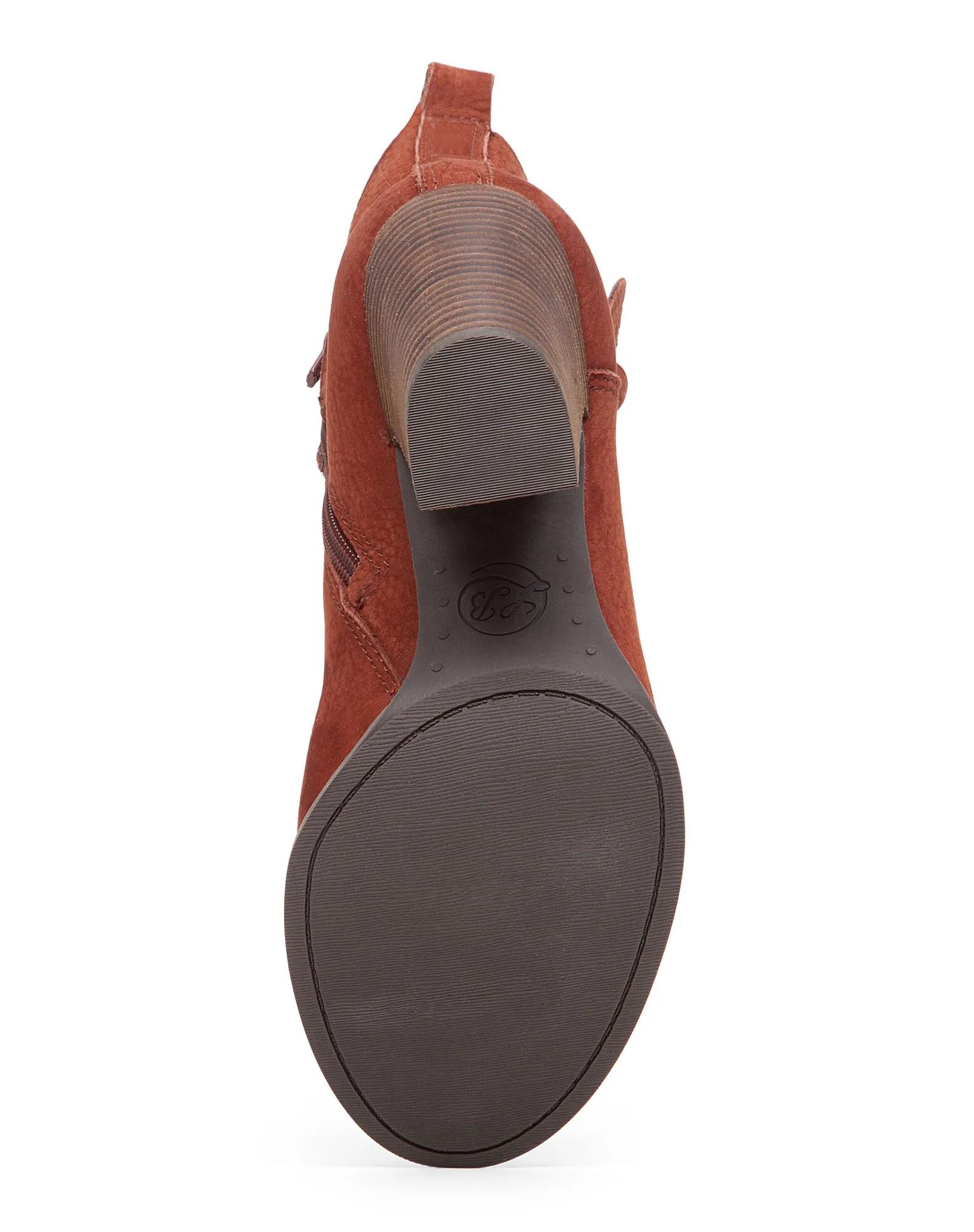 LATONYA BOOTIE, image 6