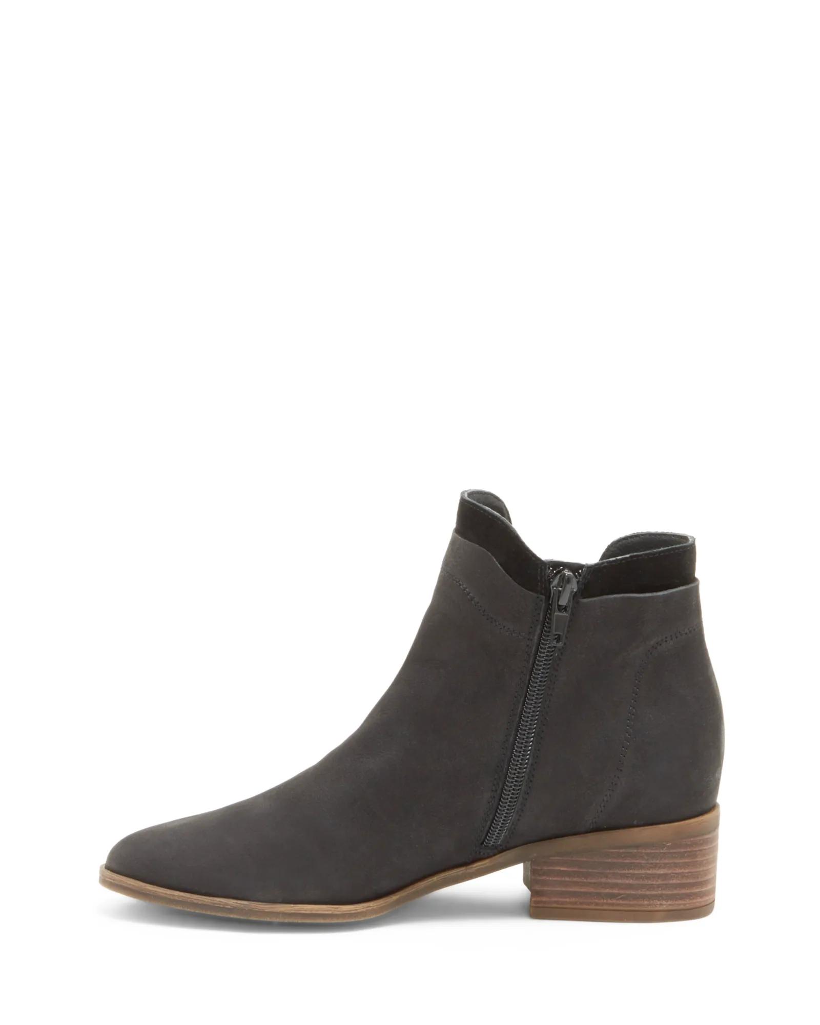 LELAH BOOTIE, image 2