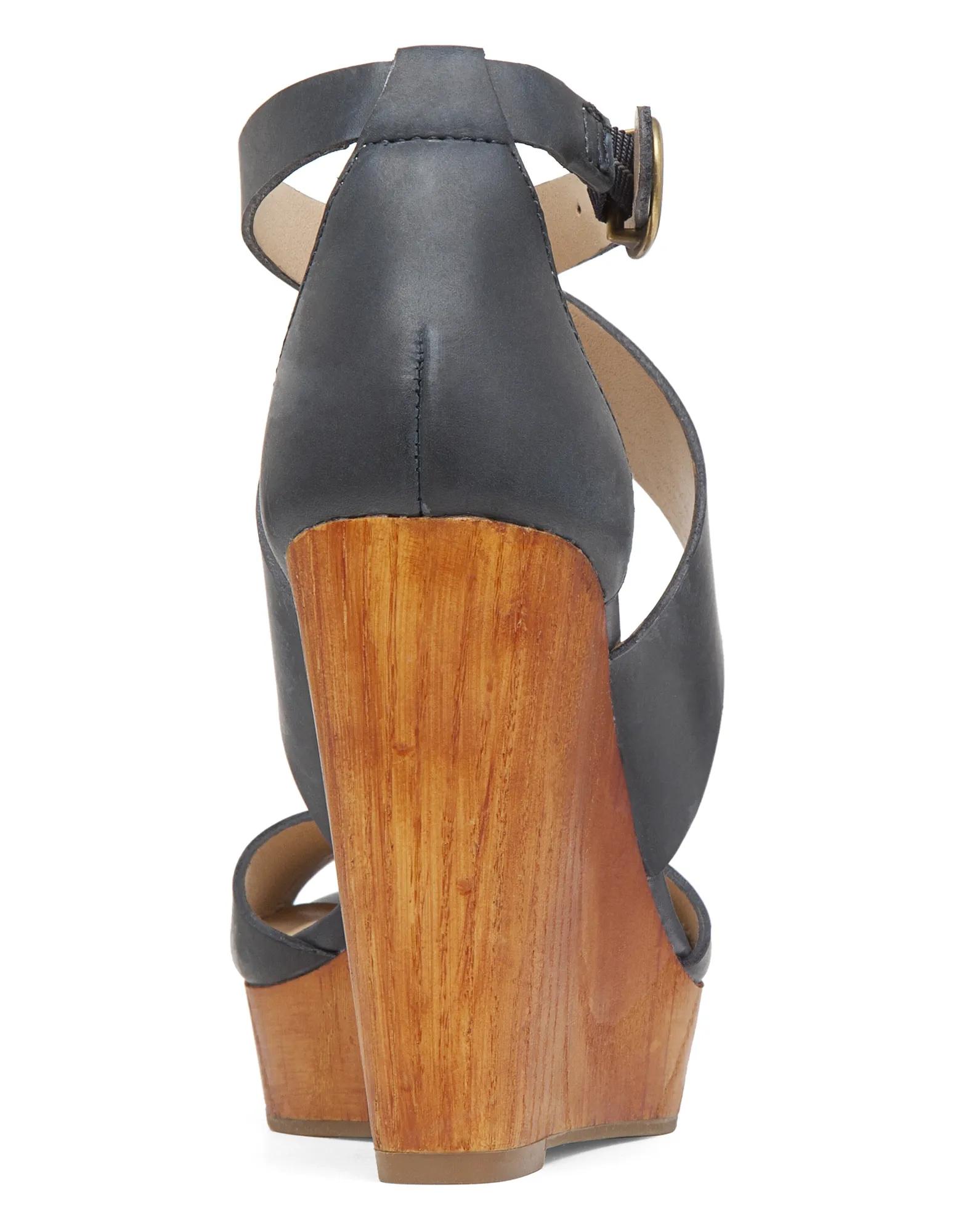 LYNDELL WEDGE, image 4