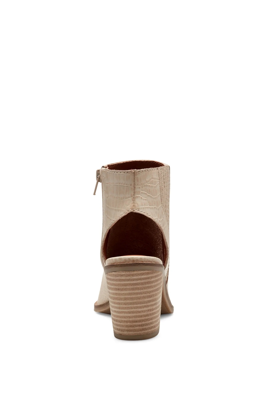 SHYNA HEEL, image 2