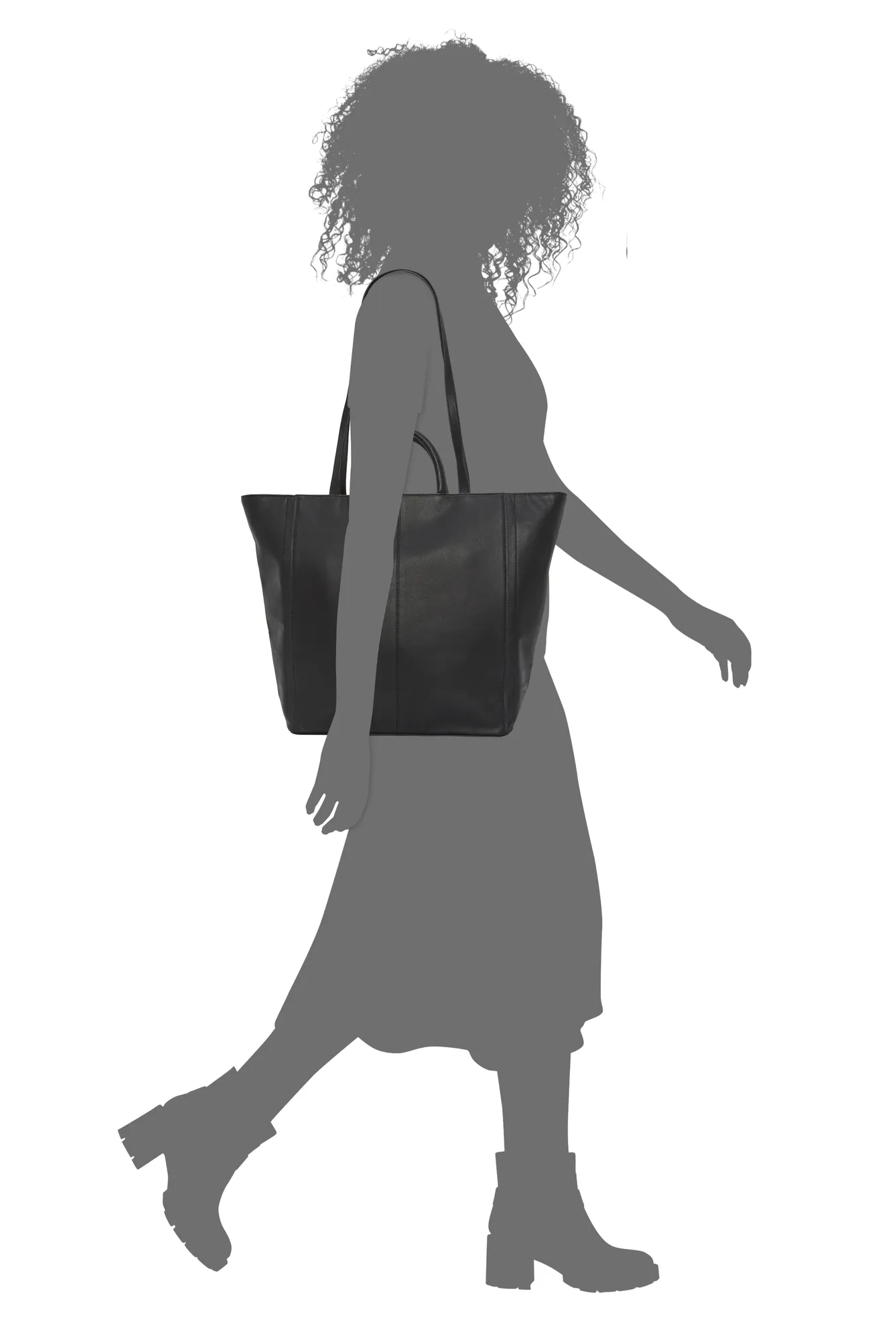 SINA TOTE, image 4