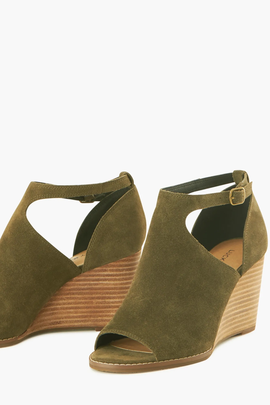 SIDE CUTOUT WEDGE HEEL, image 3