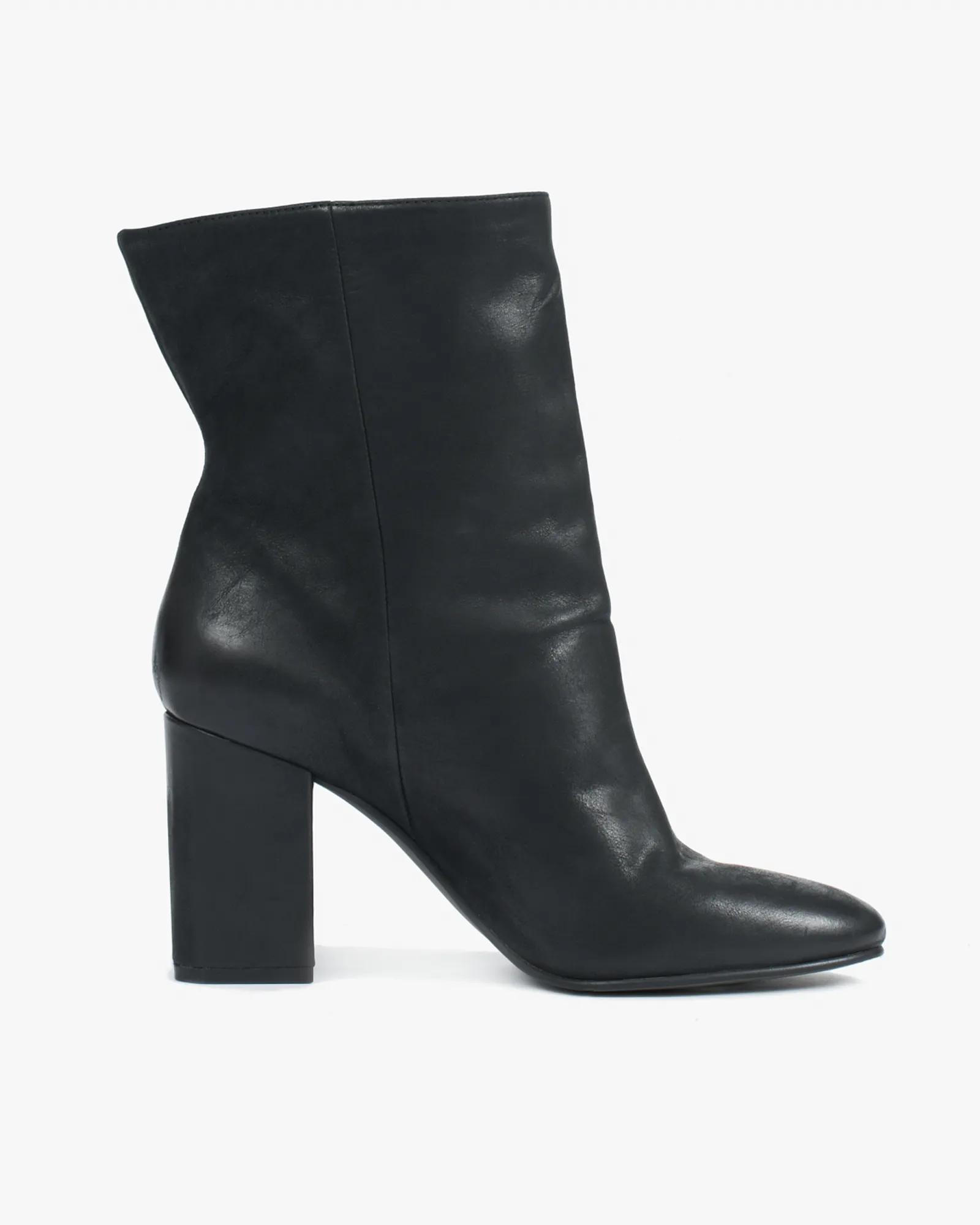 WALWYN BOOTIE, image 2