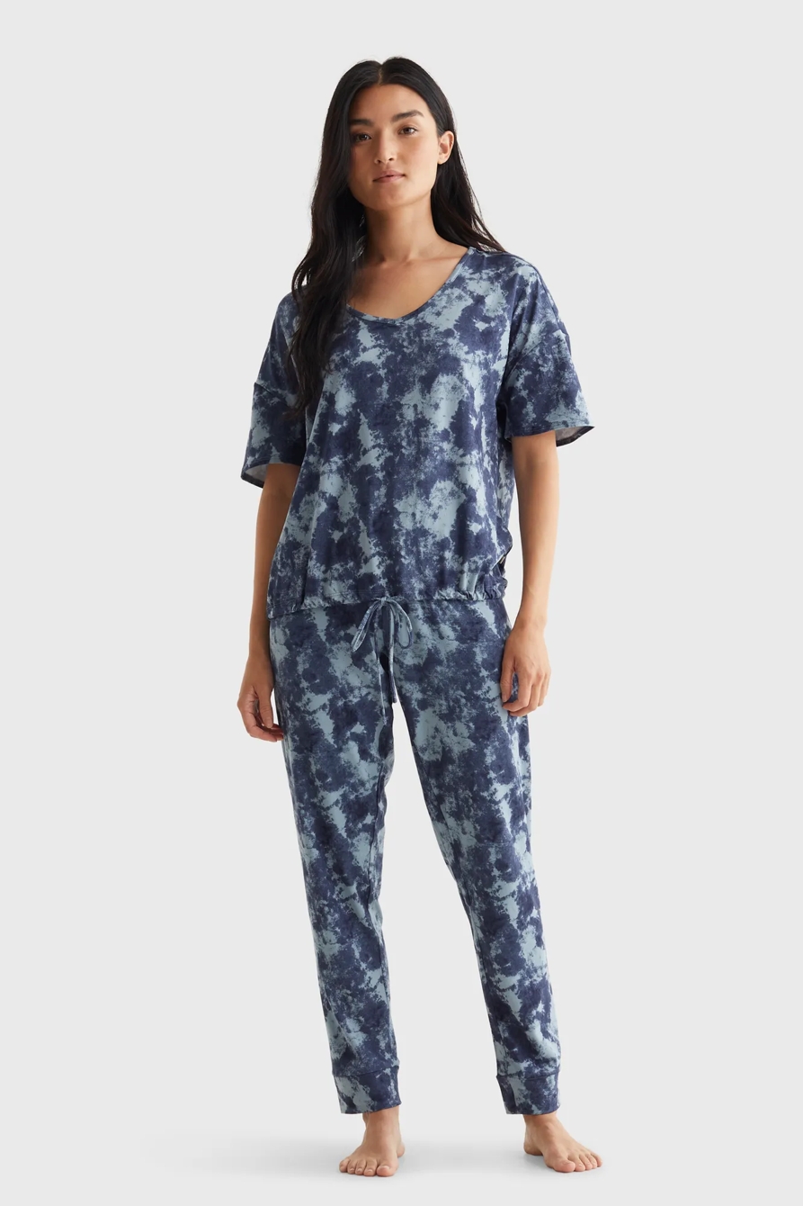 BRUSHED CINCHED WAIST PULLOVER JOGGER SLEEP SET, image 1