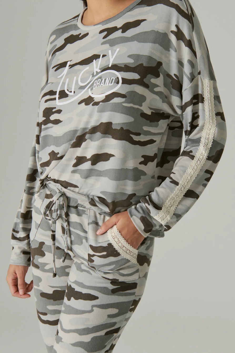 LUCKY PRINTED SLEEPWEAR SET, image 3