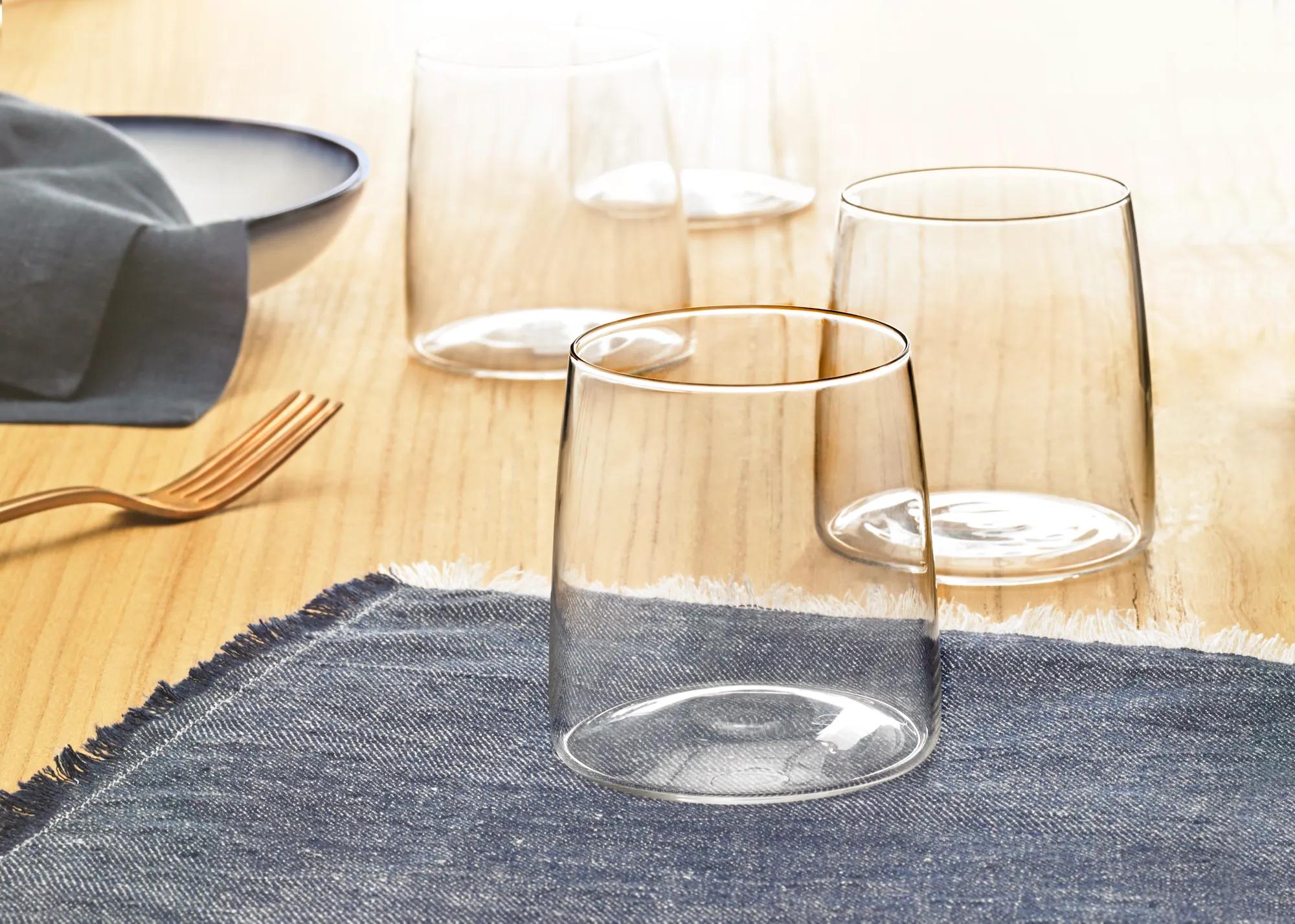 SET OF FOUR CLEAR GLASSES, image 2
