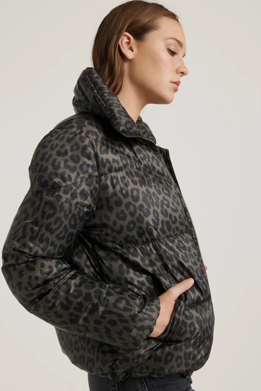 LEOPARD PRINTED PUFFER, image 3