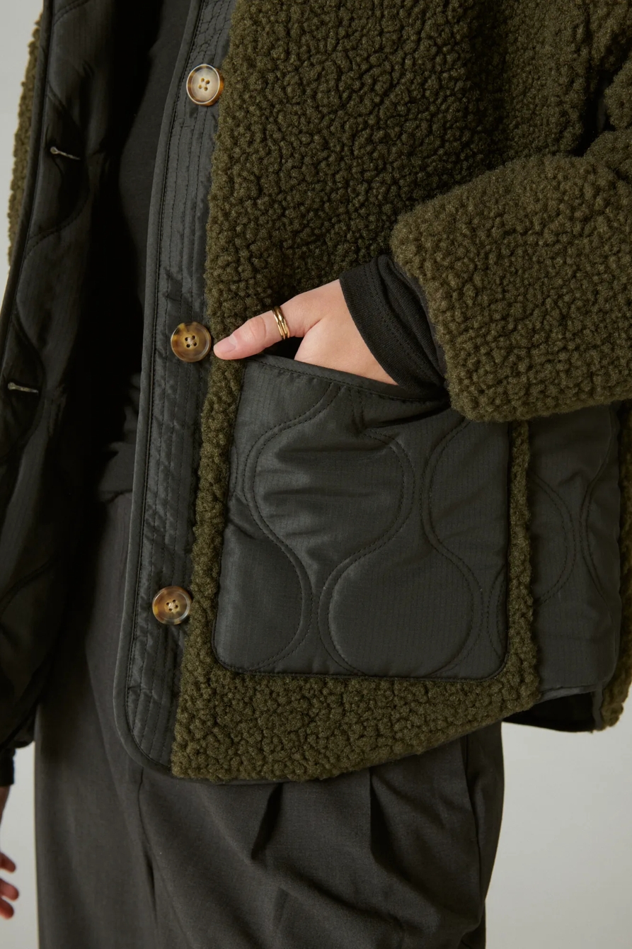REVERSIBLE MIXED MEDIA FAUX SHEARLING JACKET, image 3