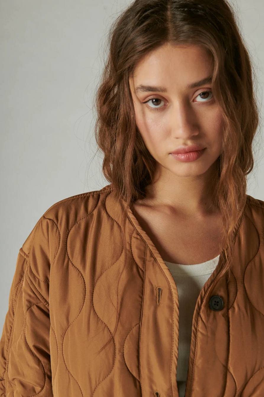 REVERSIBLE SHINE  QUILTED LINER JACKET, image 2